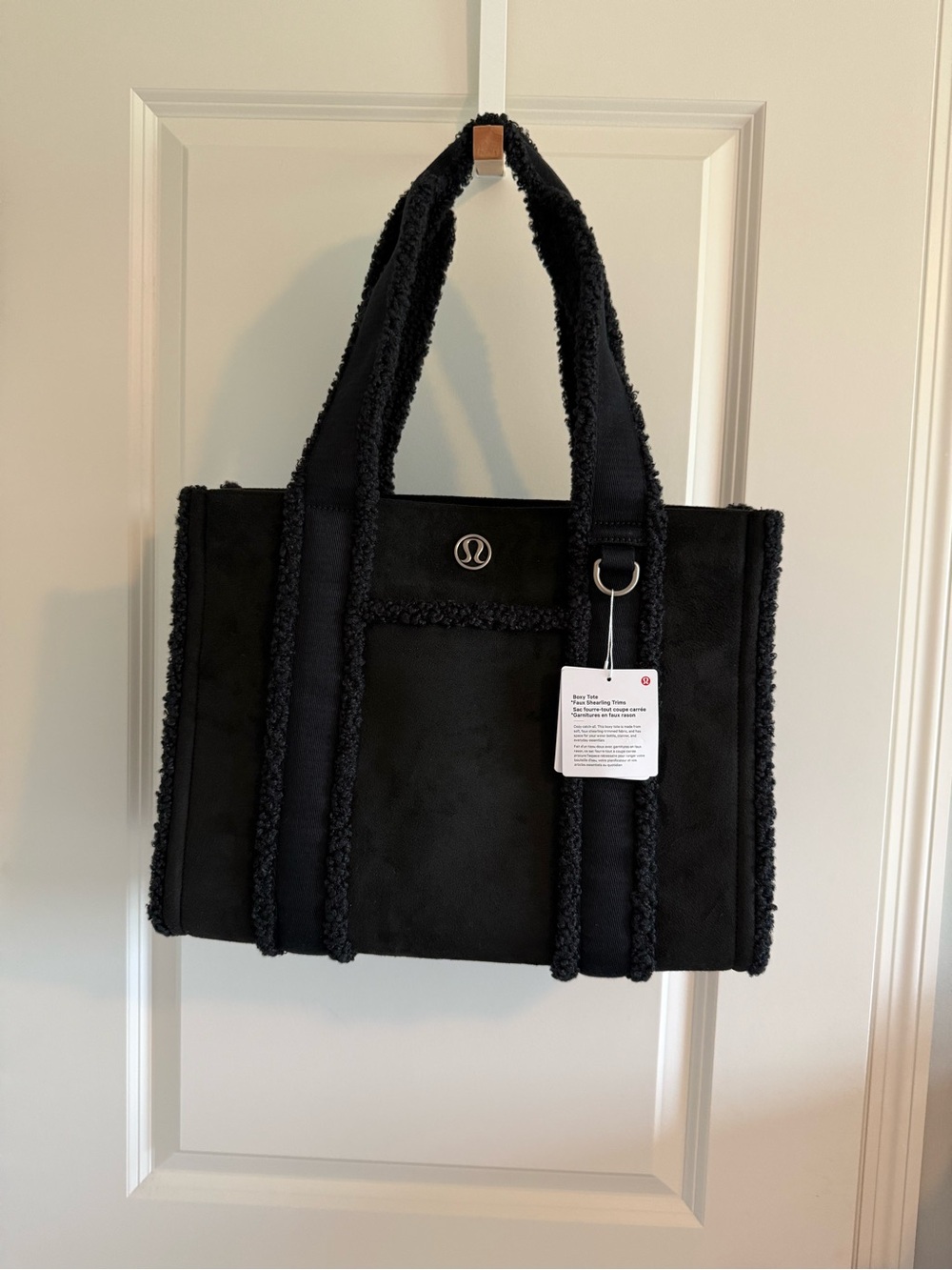 Lululemon Boxy Tote Bag 10L Faux Shearling Trims Black